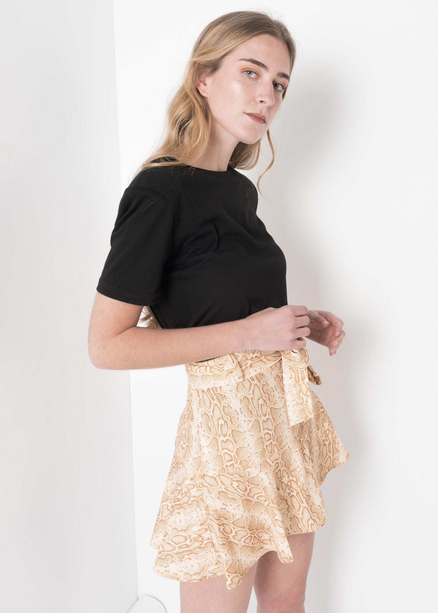 FALDA MINI VOLANTE