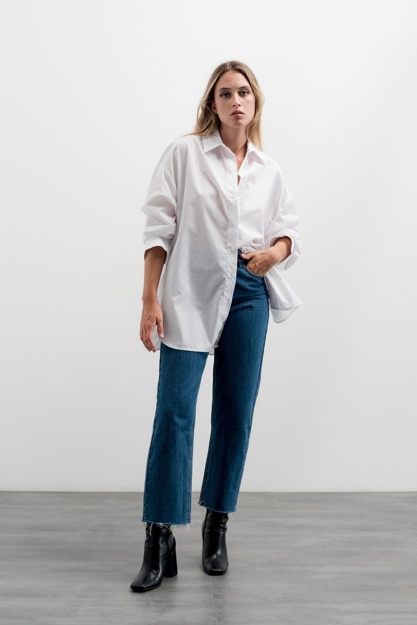 JEANS HI RISE STRAIGHT